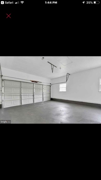 Building Photo - 31 W Cook Ave