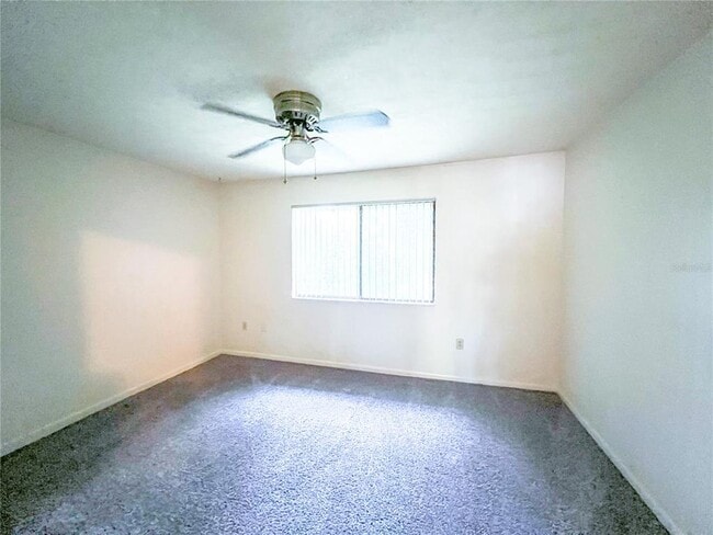 Building Photo - 2300 SW 43rd St