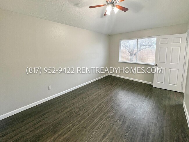 Building Photo - 18102 Twin Creek Dr