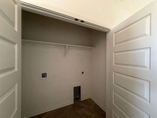 Building Photo - 10661 Berry Branch Lane