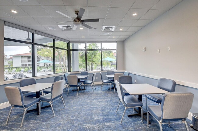 Building Photo - 6525 S Oriole Blvd