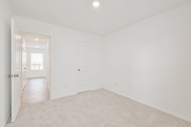 Building Photo - 18562 Cepagatti Dr