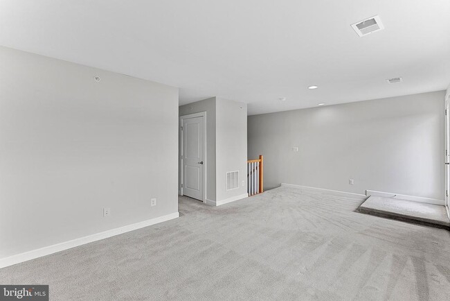 Building Photo - 43372 Whitehead Ter