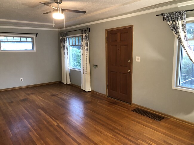 front door / living room - 3218 SE 59th Avenue