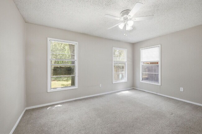 Building Photo - "Charming 2-Bedroom Duplex in White Settlement!"