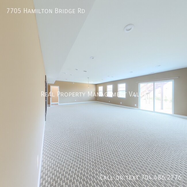 Building Photo - 7705 Hamilton Bridge Rd