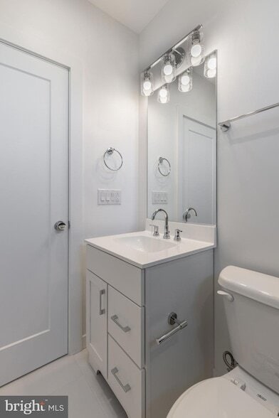 Building Photo - 710 N 16th St