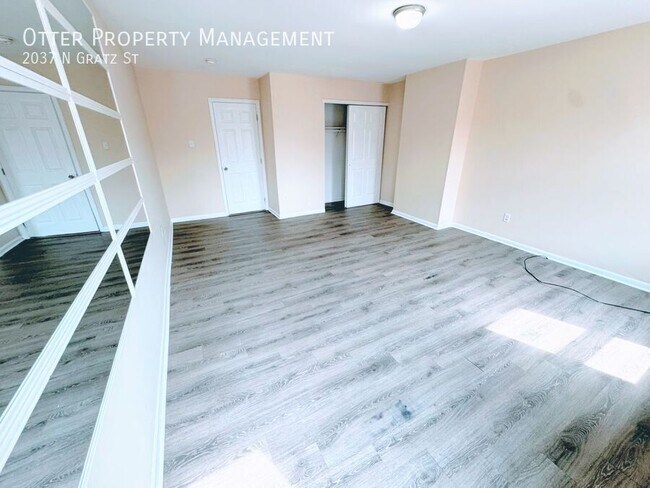 Building Photo - 2037 N Gratz St