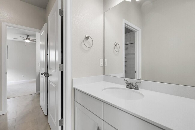 Building Photo - 23895 E Rocky Top Pl