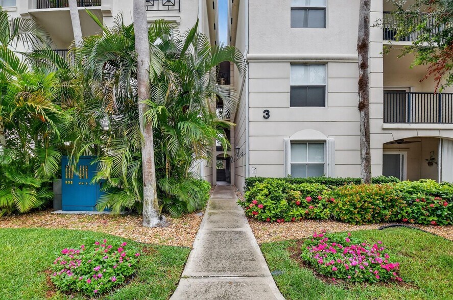 Building Photo - 3212 Tuscany Way