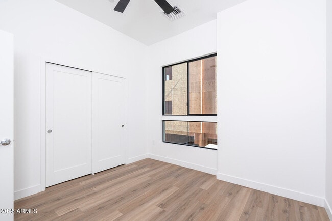 Building Photo - 4220 N 32nd St