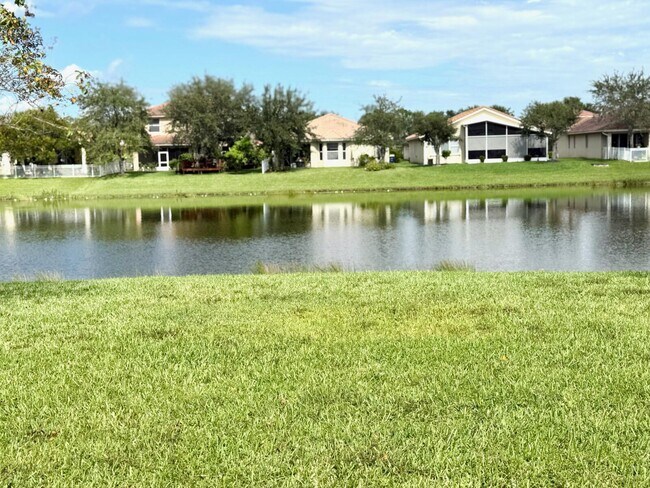 Building Photo - 4208 Troon Pl