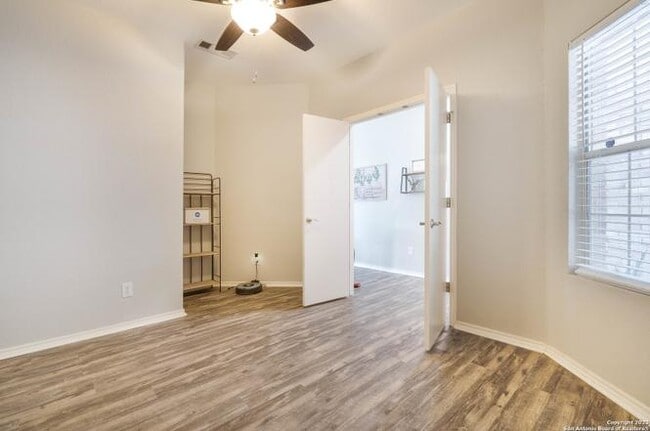 Building Photo - 6706 Tezel Oaks