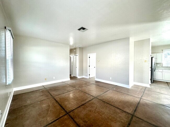 Primary Photo - Renovated 3 Bedroom / 3 Bathroom House Nea...