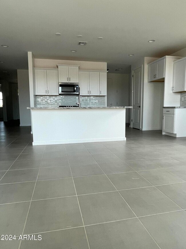 Building Photo - 4711 S 110th Ave