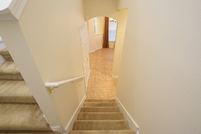 Building Photo - 1224 Travertine Terrace