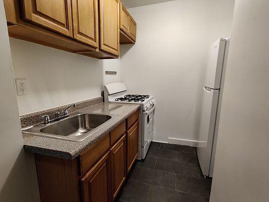 Primary Photo - 1 bedroom in Bronx NY 10467