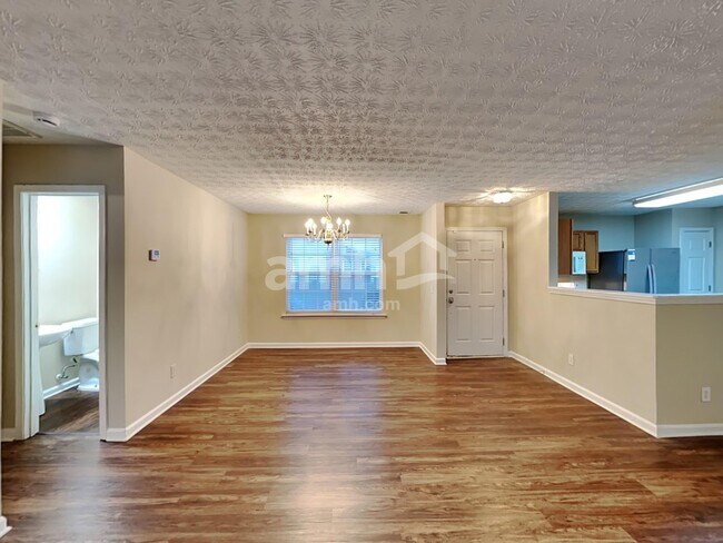 Building Photo - 293 Windcroft Ln NW