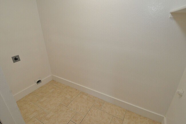Building Photo - Newly Renovated Home in Pflugerville - Gre...