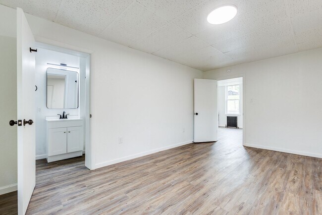 Building Photo - 2059 Fair Ave