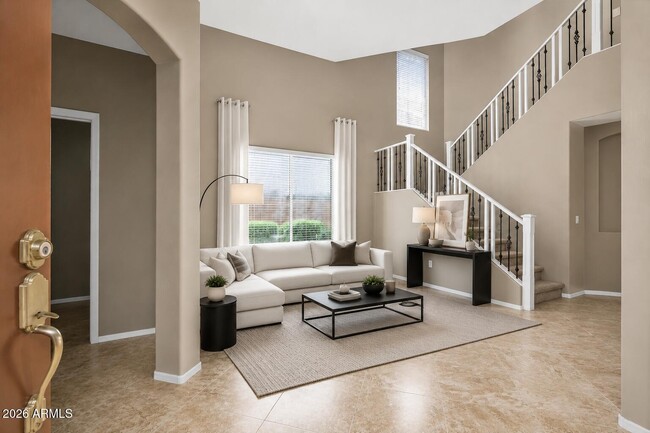 Building Photo - 4129 E Clubview Dr