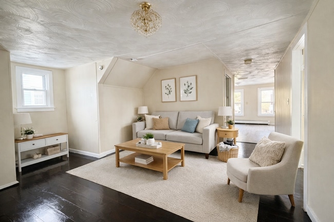 Building Photo - 37 Hotchkiss St