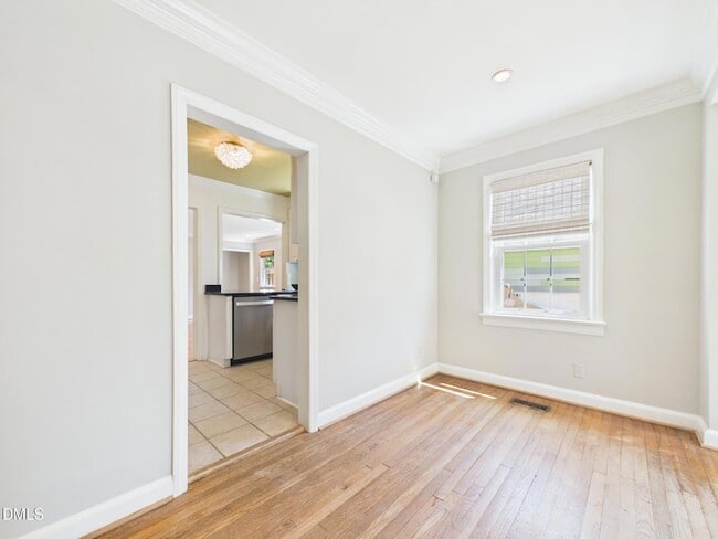 Building Photo - 2912 Oberlin Rd