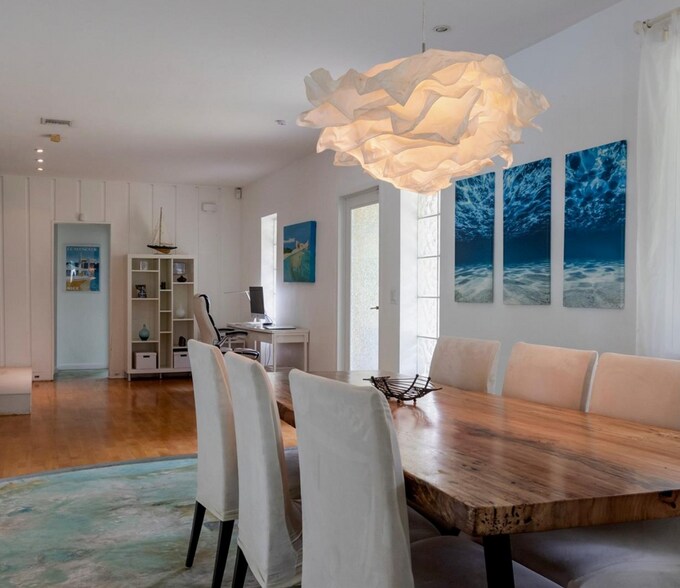 Building Photo - 750 NE 120th St