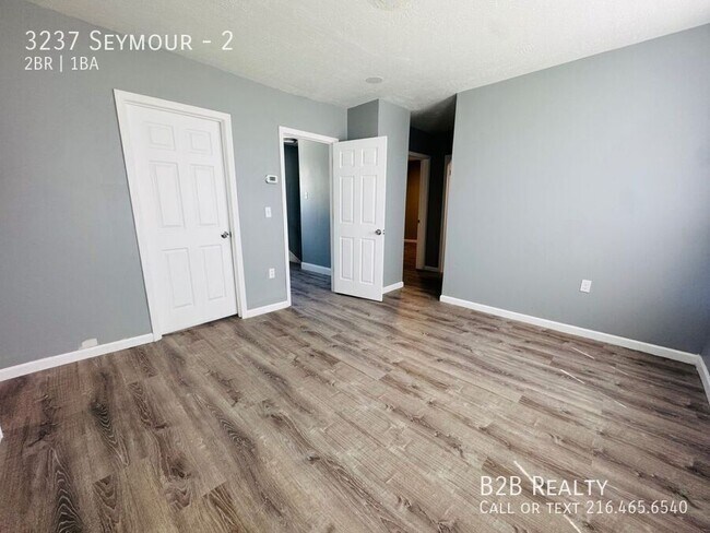 Building Photo - 3237 Seymour-2