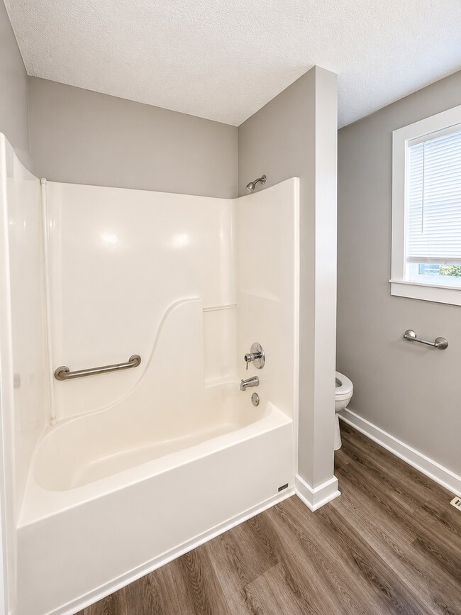 Building Photo - Coming Soon | Charming 2 Bed Home with Spacious Porch
