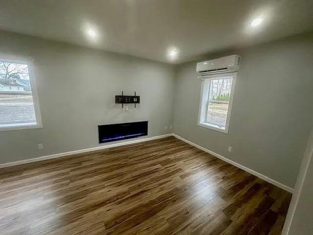 Building Photo - 367 Margaret Ann Dr