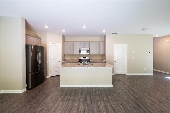 Building Photo - 2088 Nuthatch Dr