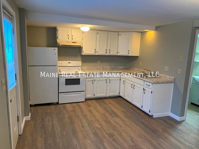 Primary Photo - 101 Third St. Apt.
