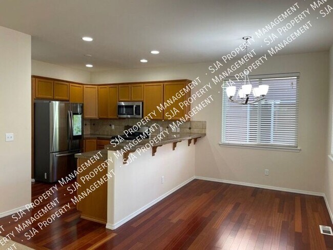 Building Photo - 4117 151st St SE