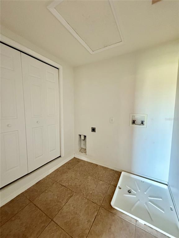 Building Photo - 11161 Creek Haven Dr