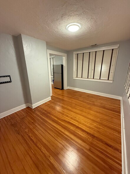 Building Photo - 1011 Boston Ave