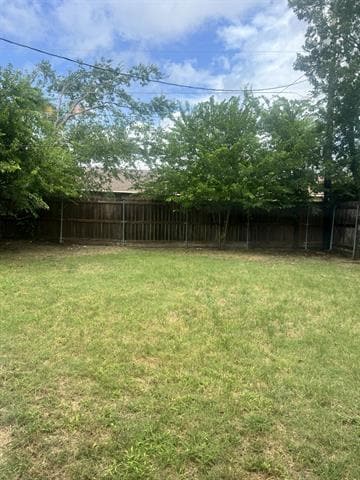 Building Photo - 532 Canary Ln