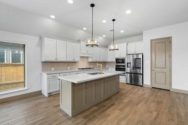 Building Photo - 316 Hulda Trl