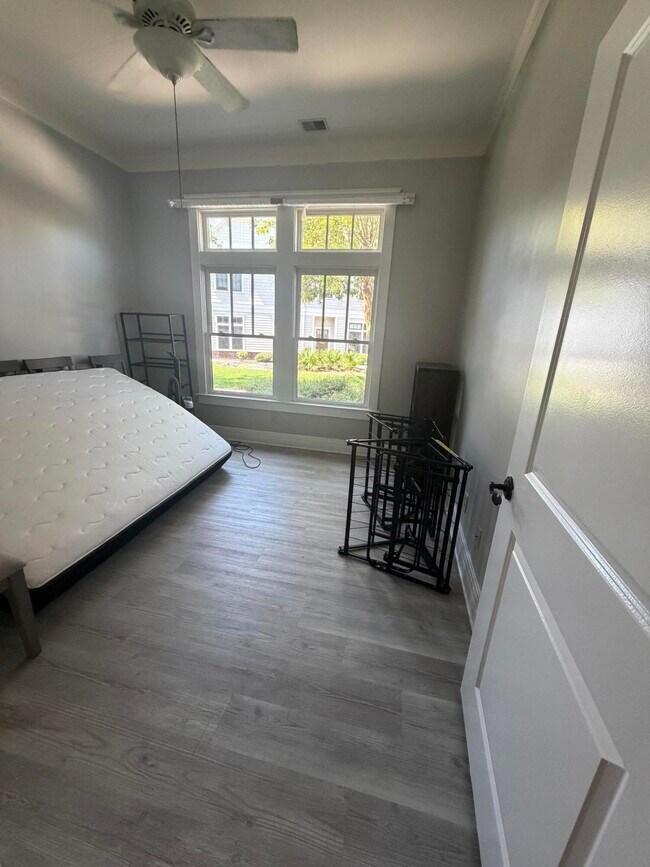 Building Photo - 1511 Tin Cup Ct