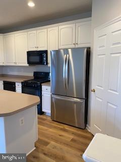 Building Photo - 1531 Oakley Ln