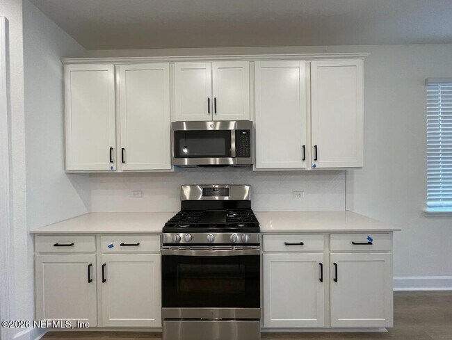 Building Photo - 3415 Auvenshine Wy