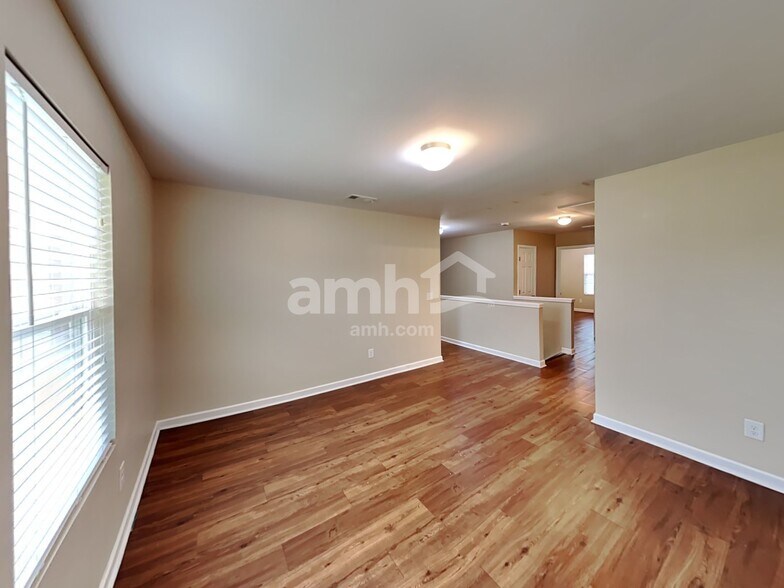 Building Photo - 1039 Fulman Rd