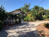 Building Photo - 9019 Noble Ave