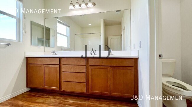 Building Photo - 8955 Valencia St