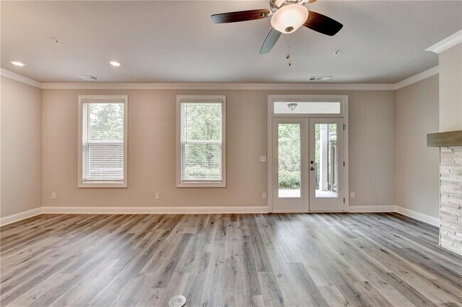 Building Photo - 336 Atley Pl