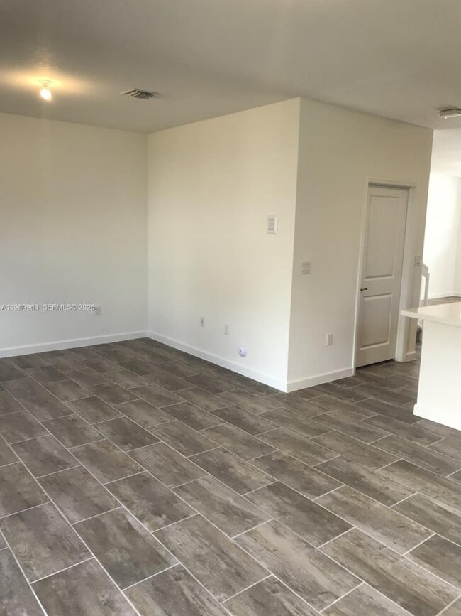 Building Photo - 25151 SW 114th Ave