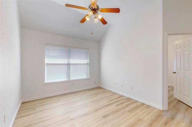 Building Photo - 1720 Bluebird Dr