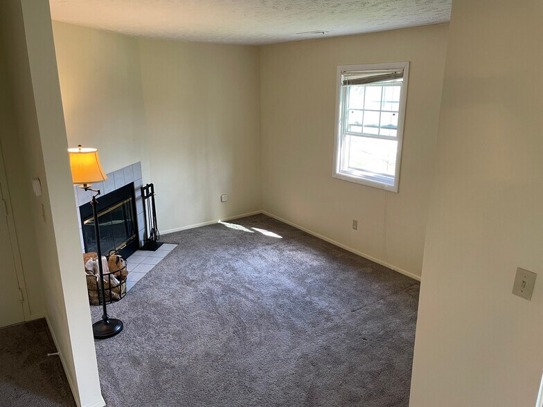 Building Photo - 1150 Tollis Pky