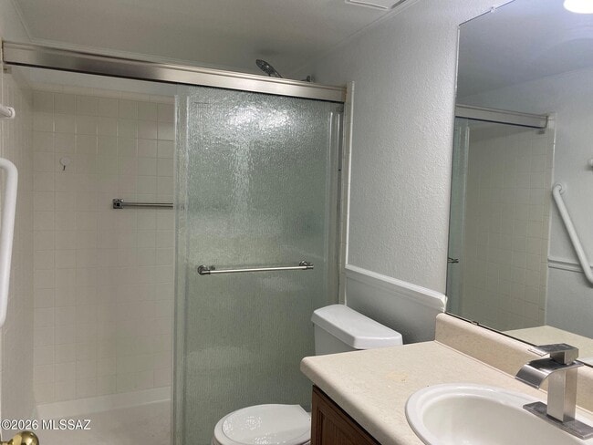 Building Photo - 5028 W Hurston Dr