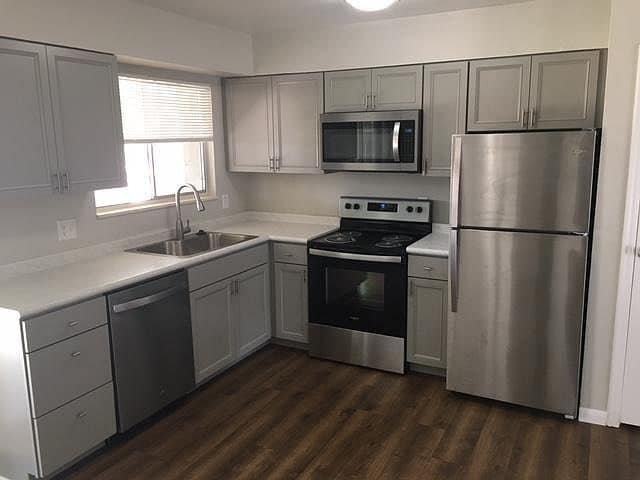 Building Photo - 16579 E Dickenson Pl